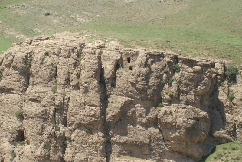 قلعه «سیدک»، یك مجموعه صخره‌ای تاریخی در جنوب دشت ارومیه