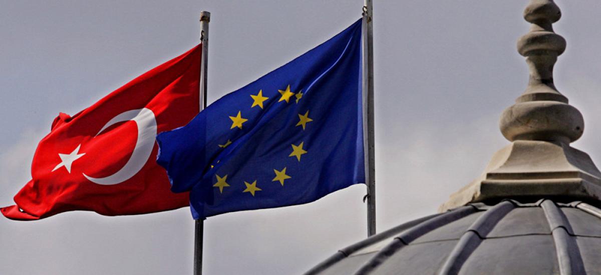 EU mulls possible tourist sanctions against Turkey
