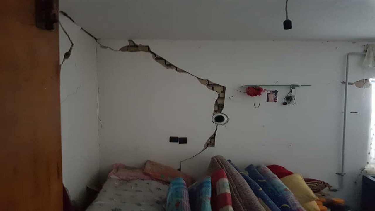 1300 واحد در زلزله مریوان دچار خسارت شدند