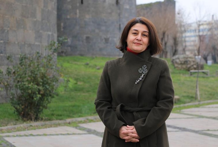 رئیس مشترک HDP شاخه دیاربکر دستگیر و روانه زندان شد