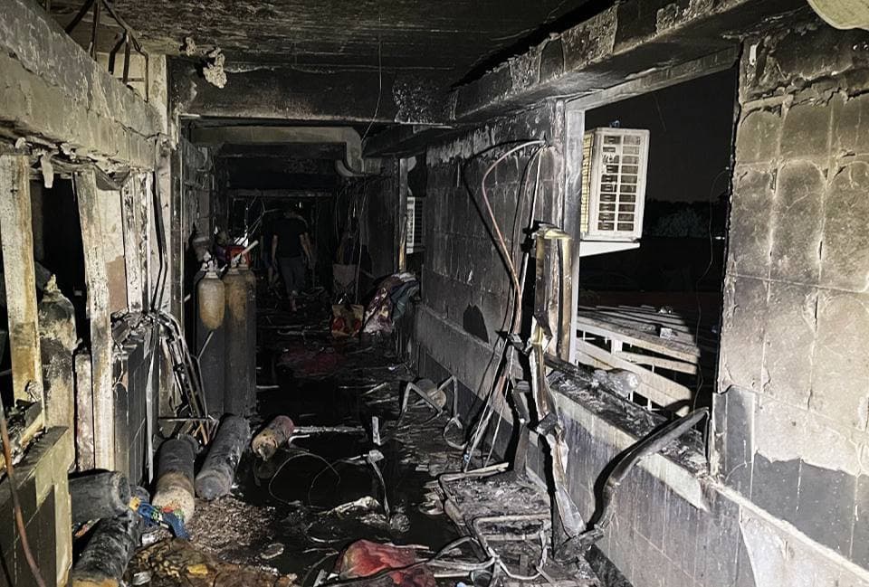 کشته شدن 82 نفر و زخمی شدن 110 نفر دیگر در انفجار بیمارستان ابن خطیب بغداد