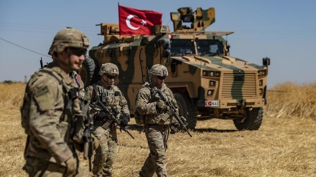 هلی برن ارتش ترکیه در ارتفاعات استان دهوک اقلیم کردستان