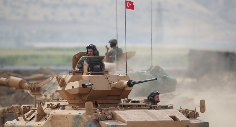 تأکید وزیر دفاع ترکیه بر احترام به حاکمیت عراق