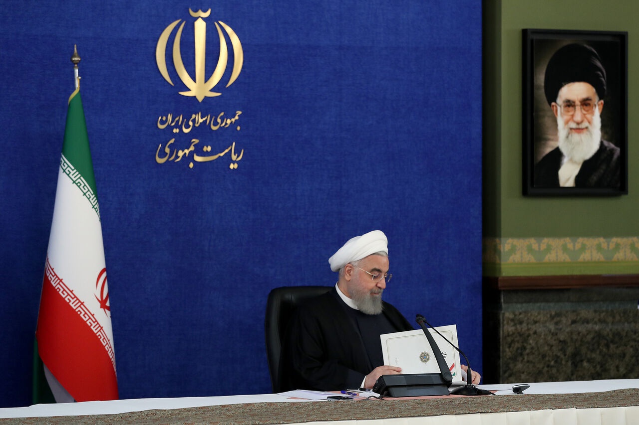 دستور روحانی به وزارت کشور در مورد مصوبه شورای نگهبان/ ملاک ثبت نام قوانین موجود است نه مصوبه شورای نگهبان