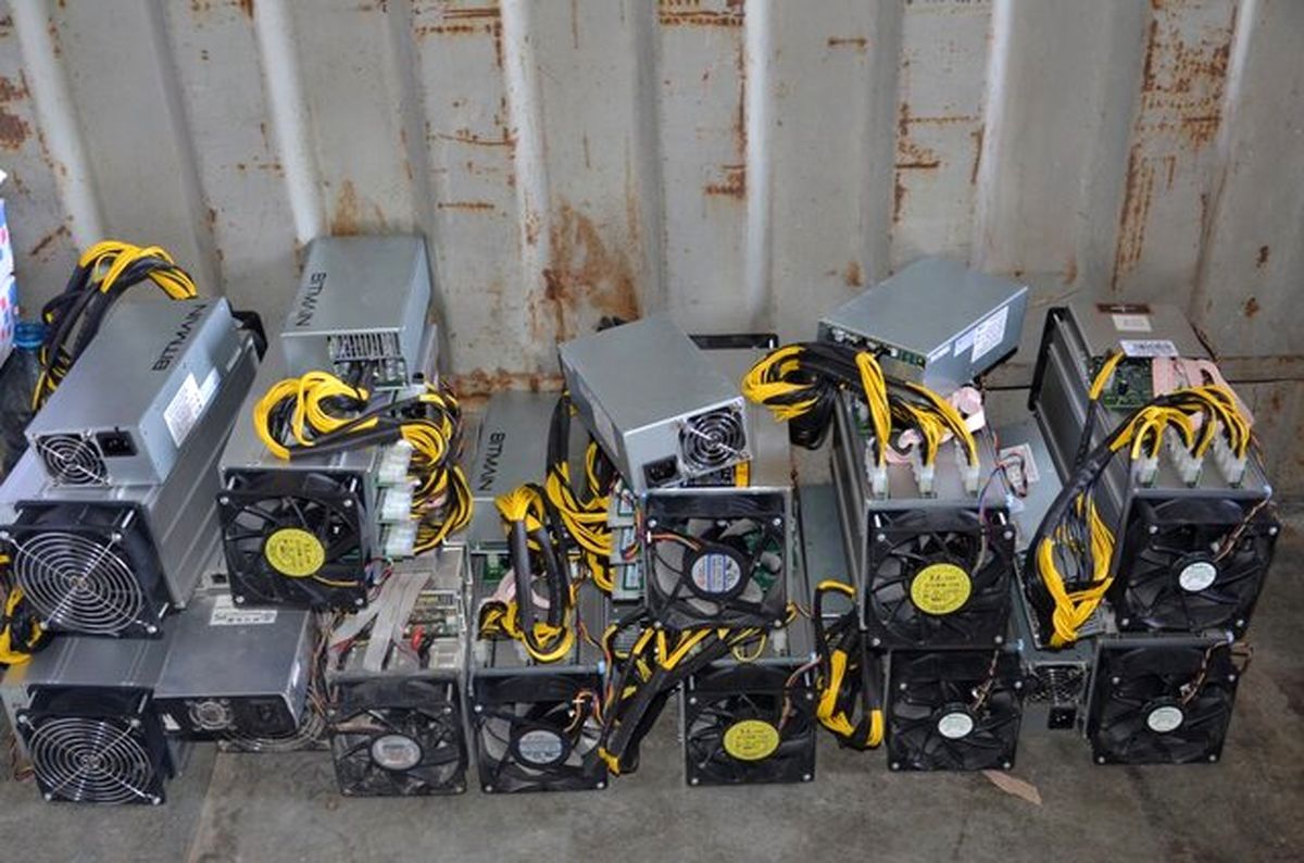 کشف مزرعه استخراج ارز دیجیتال در ایلام با ۱۲ دستگاه ماینر