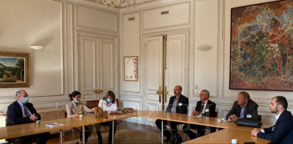 سخنرانی هیات اداره خودگردان کُردستان سوریه در پارلمان فرانسه