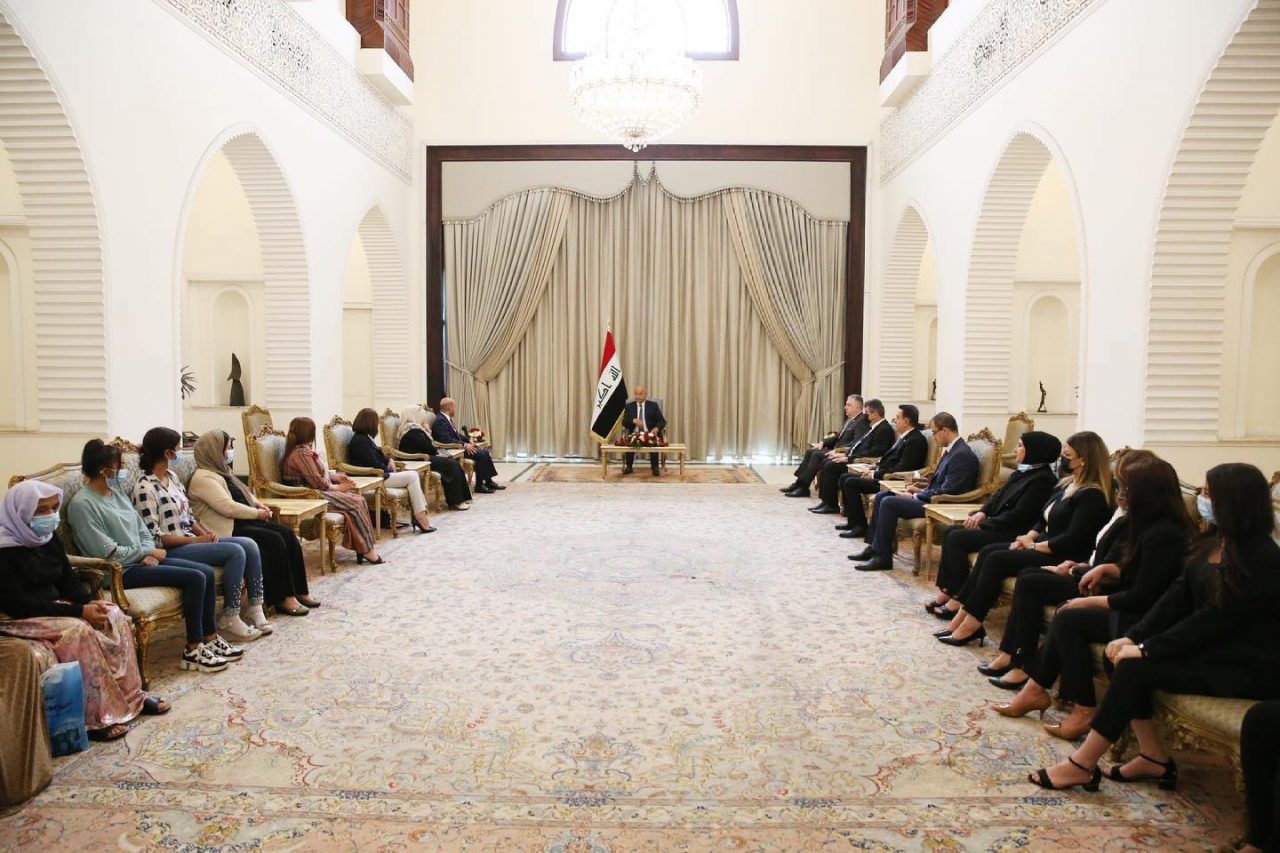 تأکید برهم صالح بر اهمیت اجرای قانون حمایت از زنان آزاد شده از دست داعش