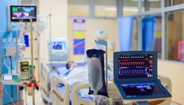 حال ٢٤ بیمار کرونا در آذربایجان غربی وخیم است