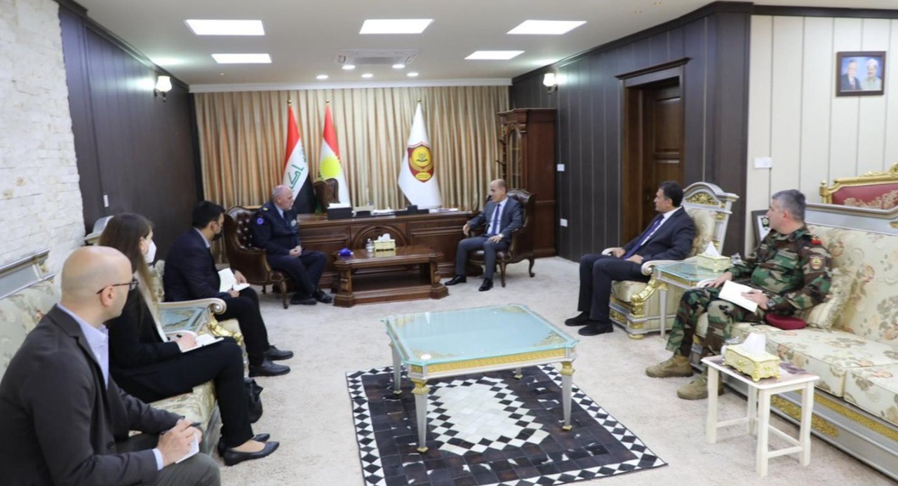 تأکید وزیر پیشمرگ بر ضرورت افزایش پست های مشترک با نیروهای عراقی