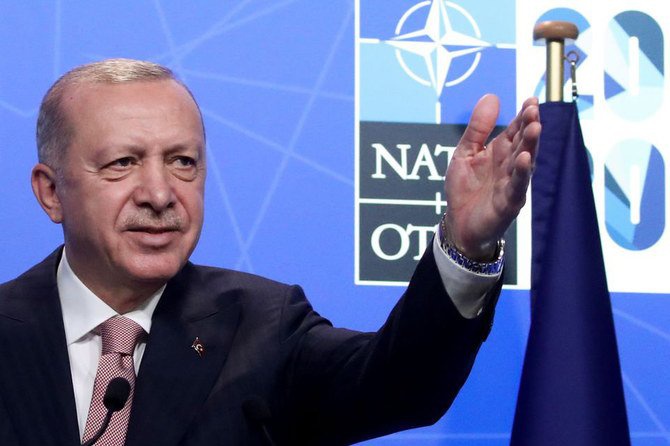 Turkey’s difficult choices after NATO, EU summits / Yasar Yakis