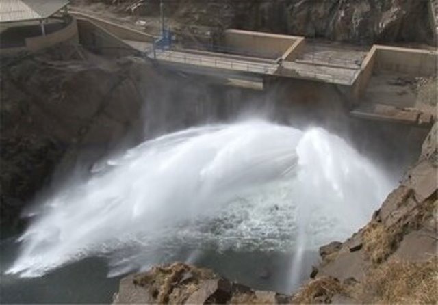 آبی برای رهاسازی به دریاچه ارومیه وجود ندارد/ نبود زیرساخت‌ها در خشکسالی!