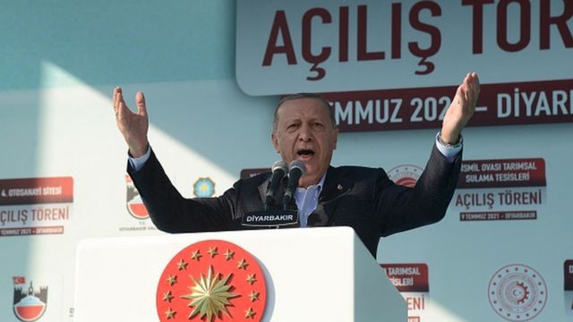 HDP ended Kurdish peace process, Erdogan claims in Diyarbakir visit