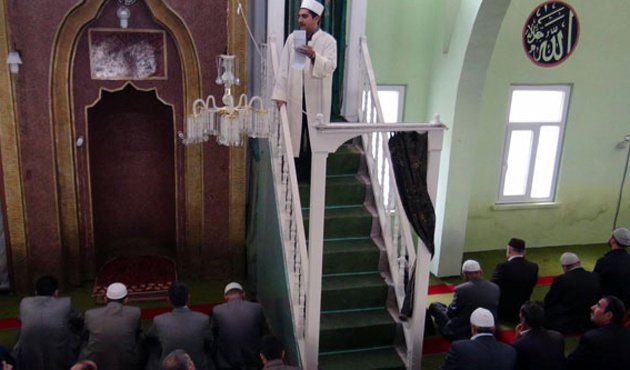 9 imams arrested in Turkey for preaching sermons in Kurdish