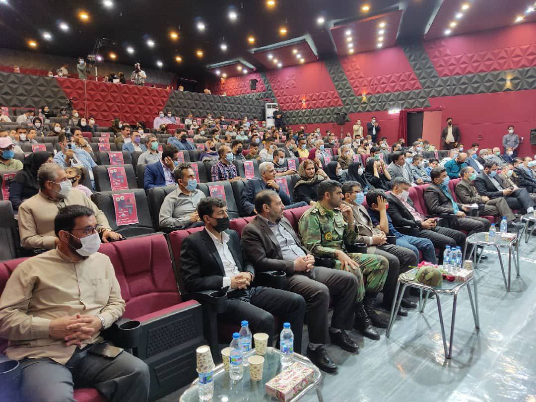 پردیس سینمایی مهر سقز به بهره برداری رسید