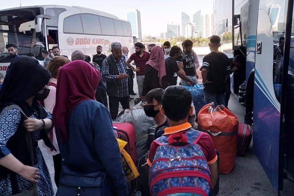 بازگشت 103 شهروند ترکمان عراق از ترکیه