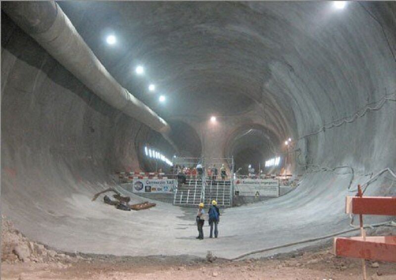 ۶۰۰ متر ناتمام از احداث تونل انتقال آب زاب به دریاچه ارومیه