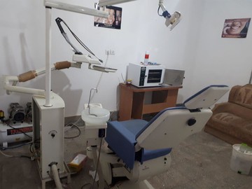 یک دندانپزشکی غیرمجاز در بیجار پلمب شد