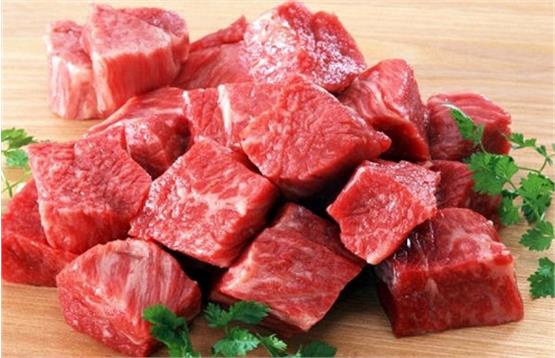 ایران بزرگترین واردکننده گوشت منطقه/ نصف ظرفیت دامداری‌های آذربایجان غربی خالی شد