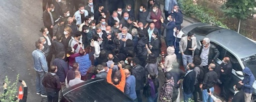 درگیری بین اعضای HDP و شخصی که قصد داشت در مقابل ساختمان حزب تشنج ایجاد کند