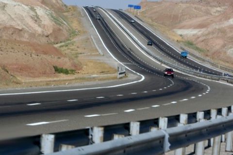 شناسایی ٣٥ نقطه حادثه خیز در آذربایجان غربی/ تخصیص۲۰ درصد اعتبارات به فصل حمل و نقل