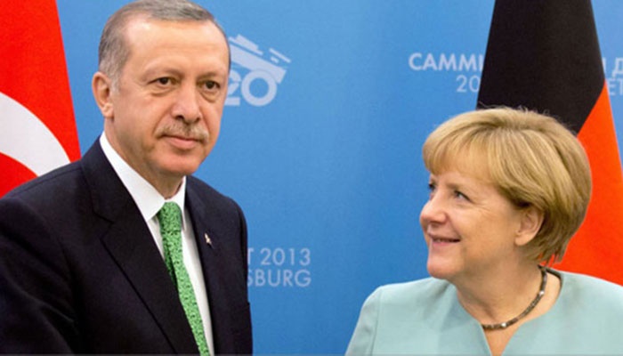 حمایت مرکل از اردوغان: نمی توانید ترکیه را نادیده بگیرید