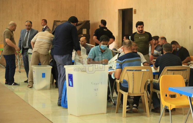 تلاش جریانات تازه تأسیس و افراد مستقل برای تشکیل یک ائتلاف در مجلس جدید عراق