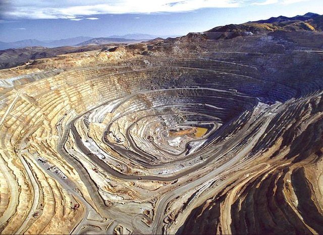 پروانه بهره برداری 24 فقره معدن جدید در آذربایجان غربی صادر شد