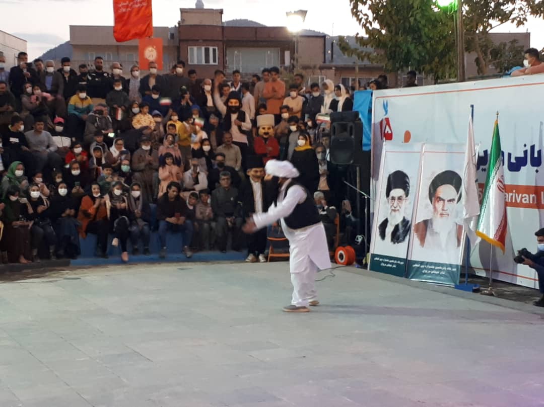 پانزدهمین جشنواره تئاتر خیابانی مریوان آغاز شد