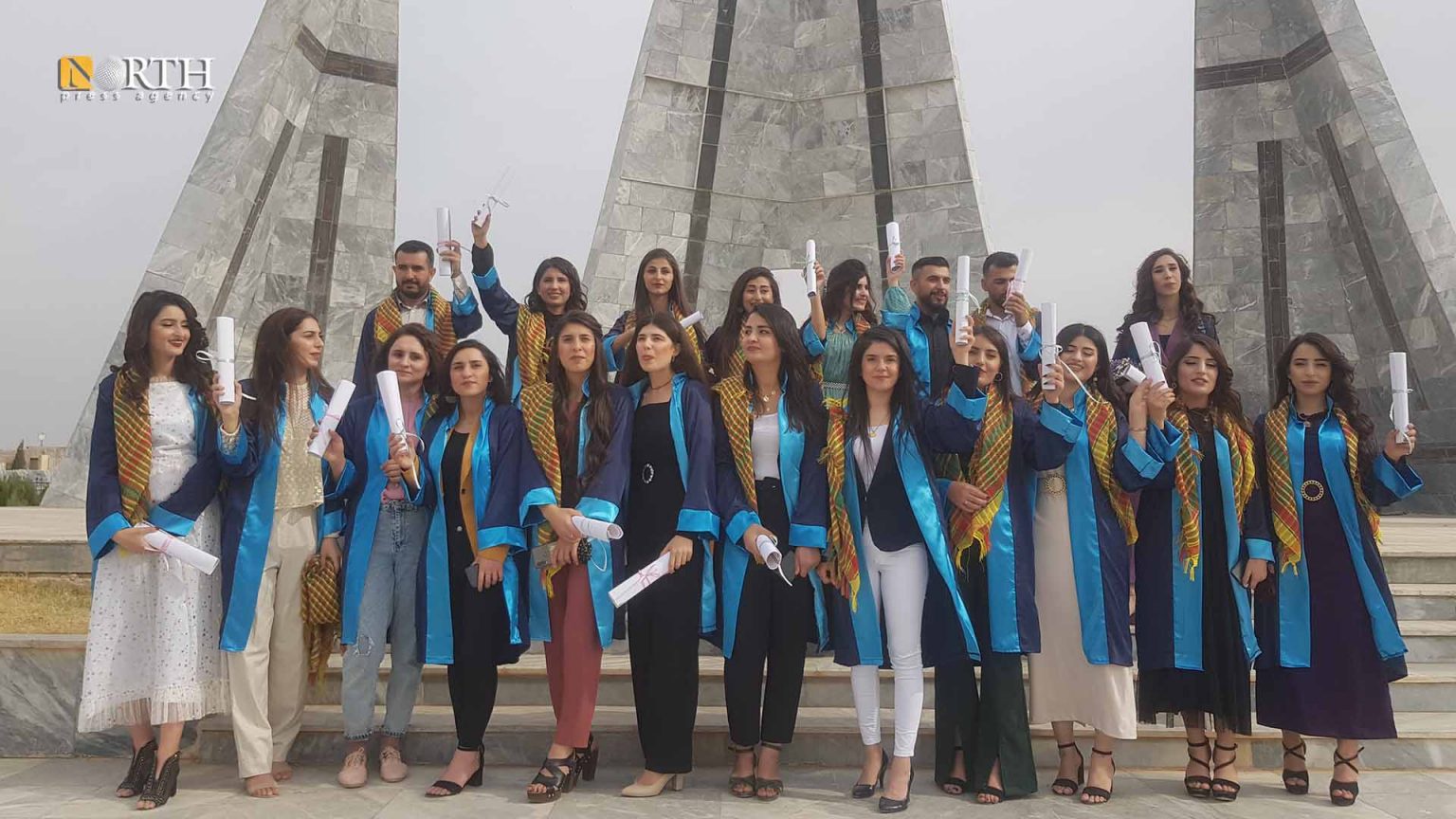 اولین گروه از دانشجویان دانشگاه کوبانی فارغ التحصیل شدند
