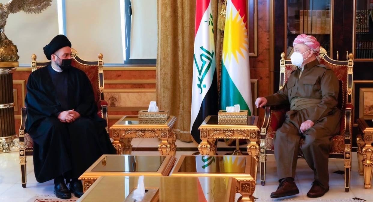 حکیم در دیدار با مسعود بارزانی: سران سیاسی برای رسیدن عراق به ثبات از سقف منافع خود عقب‌نشینی کنند