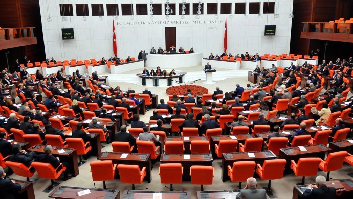 ارسال پرونده لغو مصونیت قضایی 13 نماینده احزاب کُردی به مجلس ترکیه
