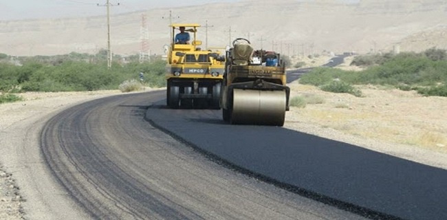 عملیات اجرایی ۲۳ کیلومتر از بزرگراه نقده - پیرانشهر آغاز شد