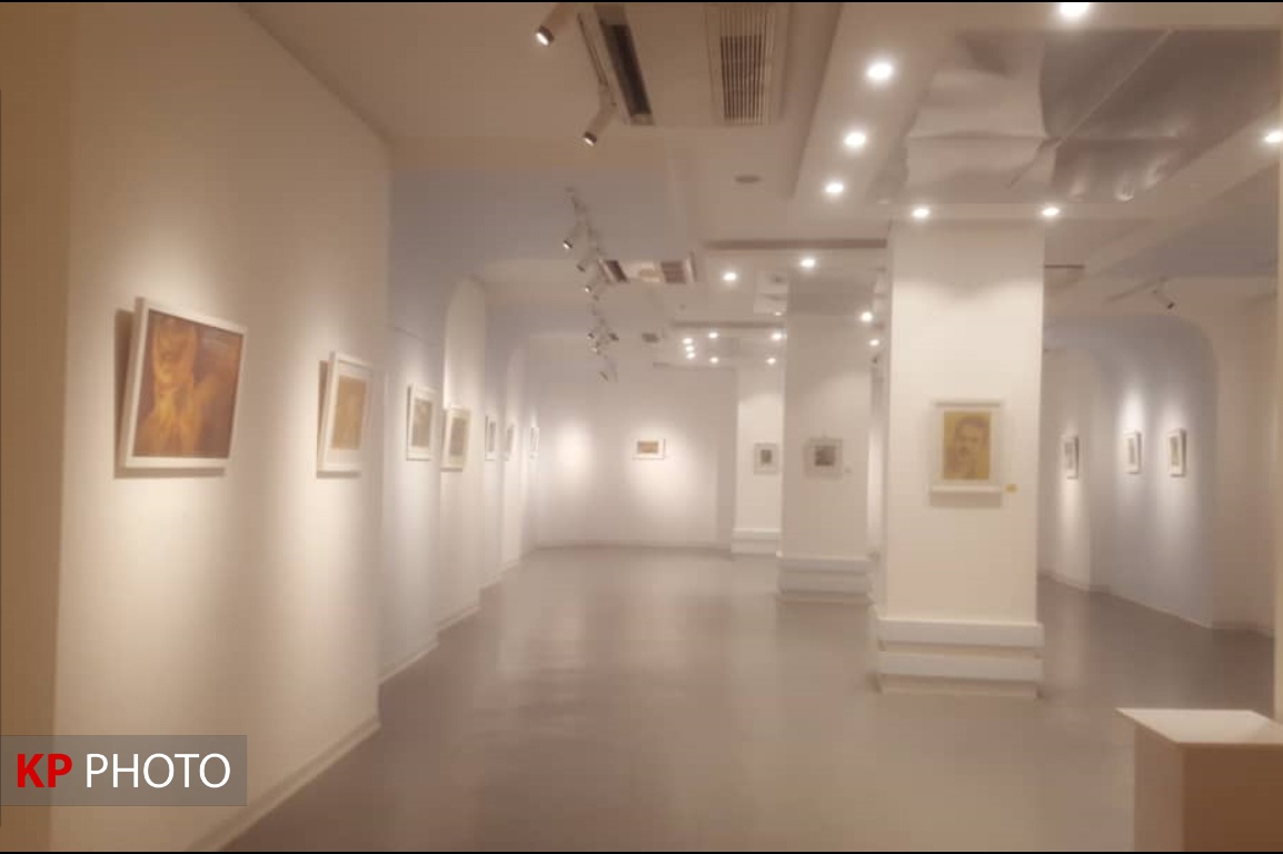 نمایشگاه تصویرسازی سعدی محمدی در گالری سوره سنندج گشایش یافت