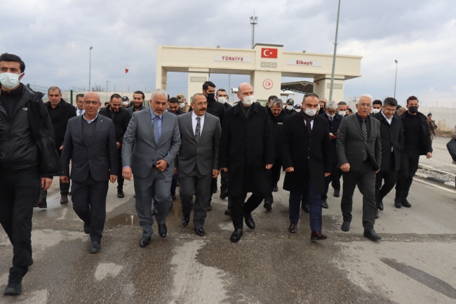 سفر ناگهانی و اعلام نشده وزیر کشور ترکیه به شمال سوریه