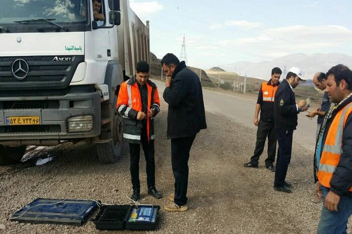 ثبت ٤٤٧ پرونده تخلفات حمل و نقل جاده ای در آذربایجان غربی
