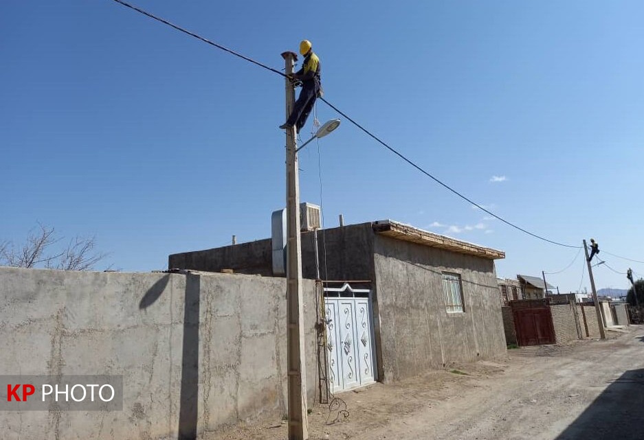 شبکه برق 117 روستای کردستان در قالب طرح بهارستان اصلاح شد