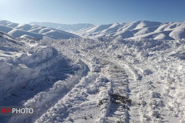 ۵۶۱ روستای آذربایجان غربی در محاصره برف و کولاک