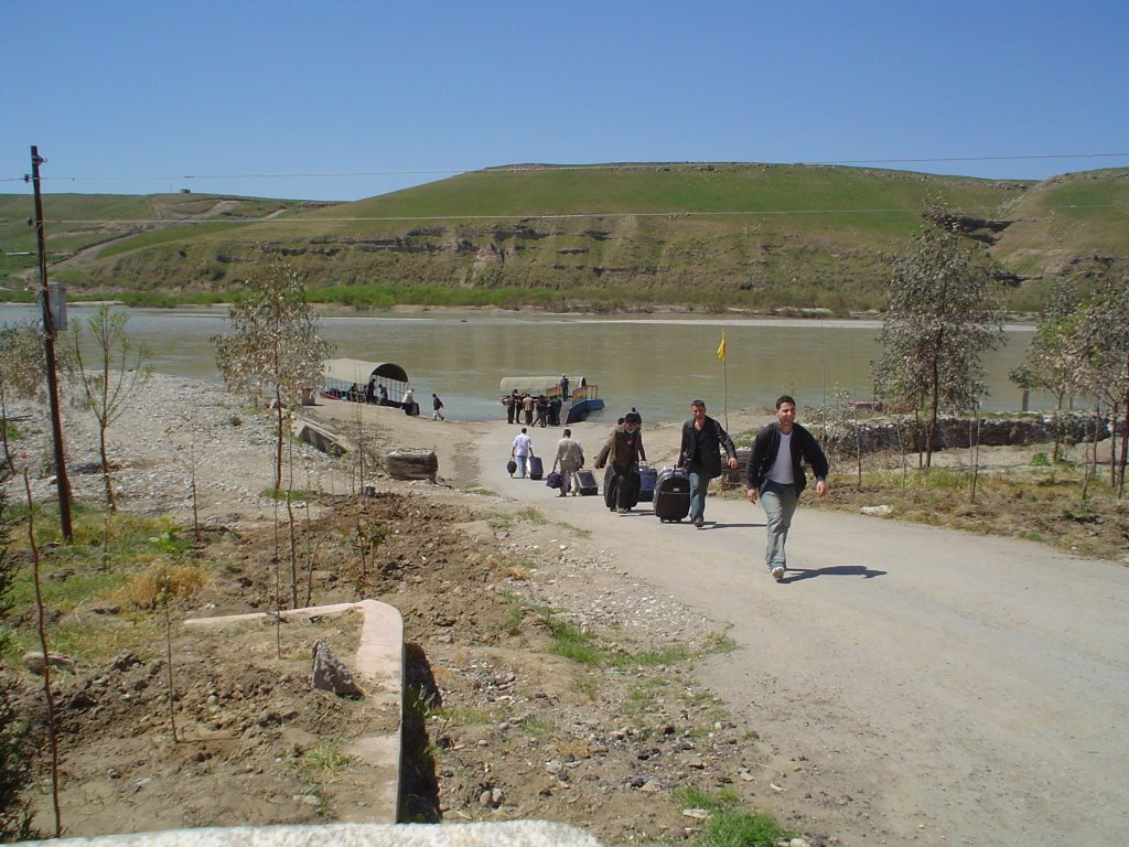 بازگشایی مشروط گذرگاه اقلیم کردستان/شمال شرق سوریه با میانجیگری آمریکا