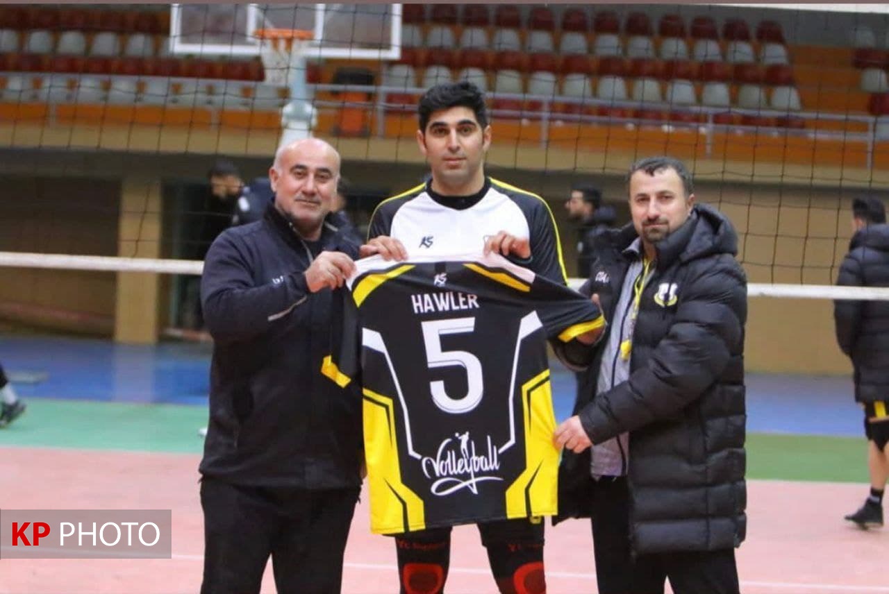 والیبالیست مهابادی به  لیگ برتر اربیل عراق  رفت