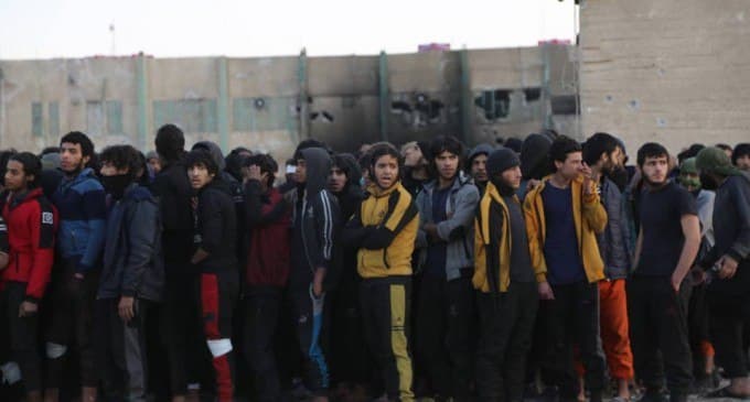 کودکانی که سپر انسانی داعش بودند به مراکز بازپروری منتقل شدند