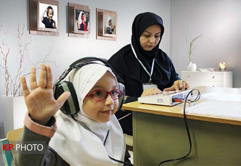 اولین مرکز ثابت غربالگری شنوایی کودکان در سنندج راه‌اندازی شد