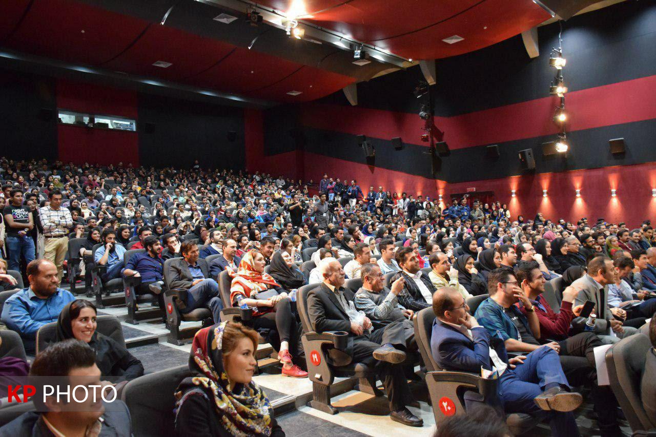 16 فیلم جشنواره فجر در پردیس سینمایی بهمن سنندج اکران شد
