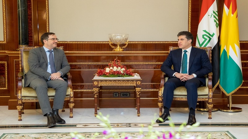 Nechirvan Barzani meets British envoy to Iraq