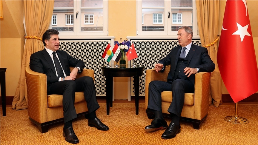 تکرار ادعای مبارزه با تروریسم از سوی خلوصی آکار در دیدار با مقامات اقلیم کردستان