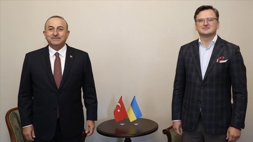 تماس تلفنی وزیران خارجه ترکیه و اوکراین