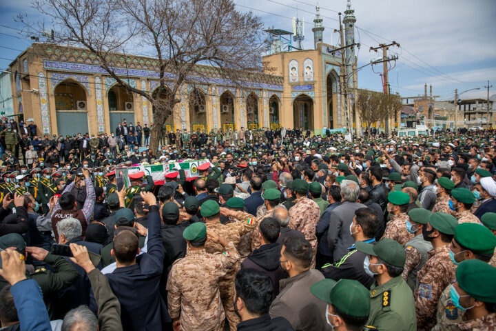 شهید امنیت توسط مردم کرمانشاه تشییع شد
