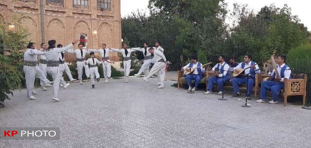 رقص های بومی آذربایجان غربی ثبت ملی شدند