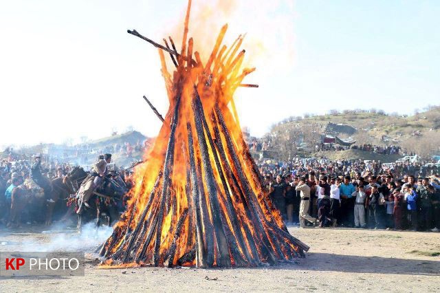 جشن های نوروزی در کردستان؛ نوید روز نو