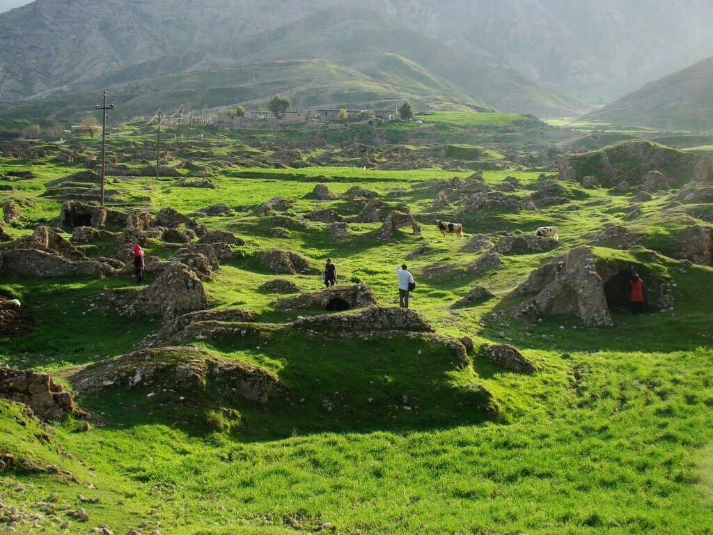 کشف و ضبط ۵۴ قلم شئ تاریخی در دره‌شهر