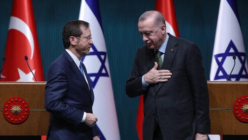 دیپلمات ارشد ترکیه خواستار اتحاد این کشور با اسرائیل در برابر «قدرت های منطقه» شد